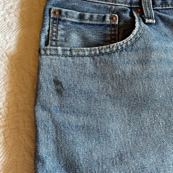 Levi’s men’s denim shorts - Picture 3 of 6